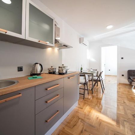 Apartman Grand Lägenhet Zagreb Exteriör bild