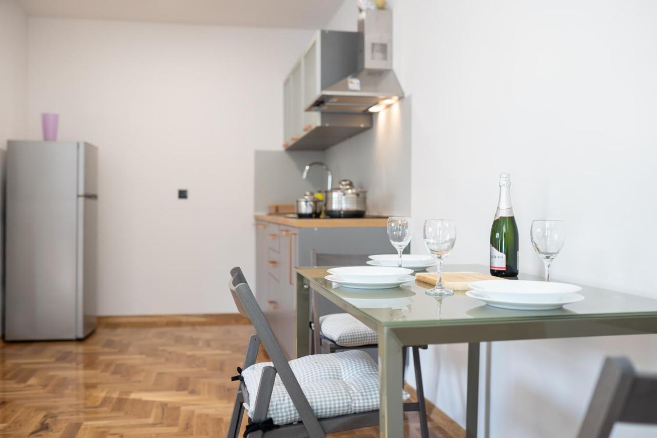 Apartman Grand Lägenhet Zagreb Exteriör bild